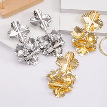 Load image into Gallery viewer, The Tin Flower Earring in Gold &amp; Silver (Gold Plated)
