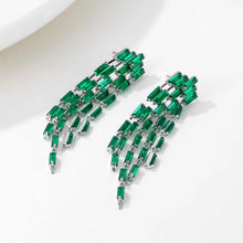 Load image into Gallery viewer, The Retro Diamont&#39;e Spray Earring
