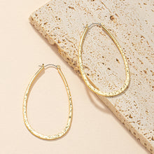 Load image into Gallery viewer, The Hammered Oval Earring
