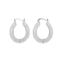 Load image into Gallery viewer, The Hollow Hoop Earring
