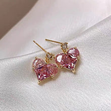 Load image into Gallery viewer, The Princess Heart Earring
