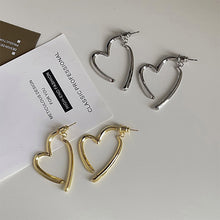 Load image into Gallery viewer, The Adjoined Heart Earring
