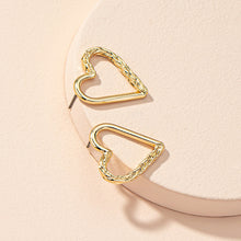 Load image into Gallery viewer, The Jagged Heart Earring
