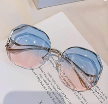 Load image into Gallery viewer, The Butterfly Sunglasses in Pink, Grey, Golden &amp; Black
