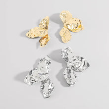 Load image into Gallery viewer, The High Shine Leaf Earring in Gold &amp; Silver (Plated)
