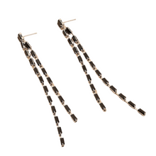 Load image into Gallery viewer, The Diamont&#39;e Spray Earring in Black or Silver
