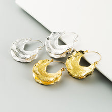 Load image into Gallery viewer, The Rock The Boat Retro Earring in Gold or Silver
