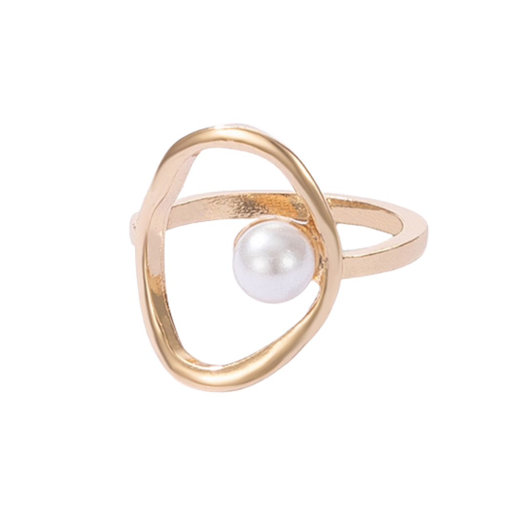 The Hollow Pearl Ring