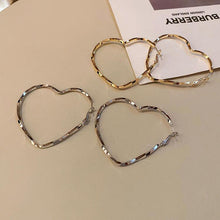 Load image into Gallery viewer, The Metal Wave Heart Earring in Gold &amp; Silver
