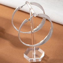 Load image into Gallery viewer, The Orbit Earring

