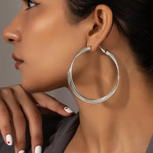 Load image into Gallery viewer, The Orbit Earring
