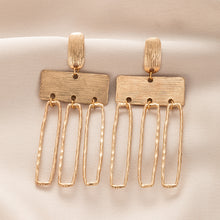 Load image into Gallery viewer, The Pilar Earring
