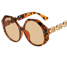 Load image into Gallery viewer, The Omaze Sunglasses in Black, Leopard &amp; Champagne
