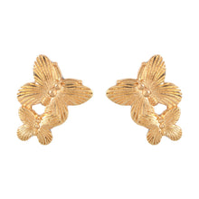 Load image into Gallery viewer, The Butterfly Earring
