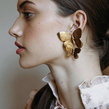 Load image into Gallery viewer, The Butterfly Earring
