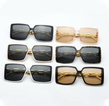 Load image into Gallery viewer, The Figaro Sunglasses in Black, Leopard &amp; Champagne
