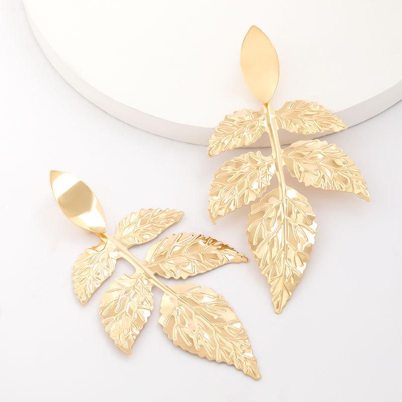 The Leafy Leaf Earring in Gold or Silver