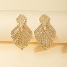 Load image into Gallery viewer, The Ripple Leaf Earring
